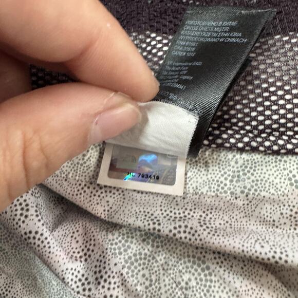 The North Face Jacket Womens Medium Purple Pink Hooded Full Zip Windbreaker Rain - Picture 6 of 8